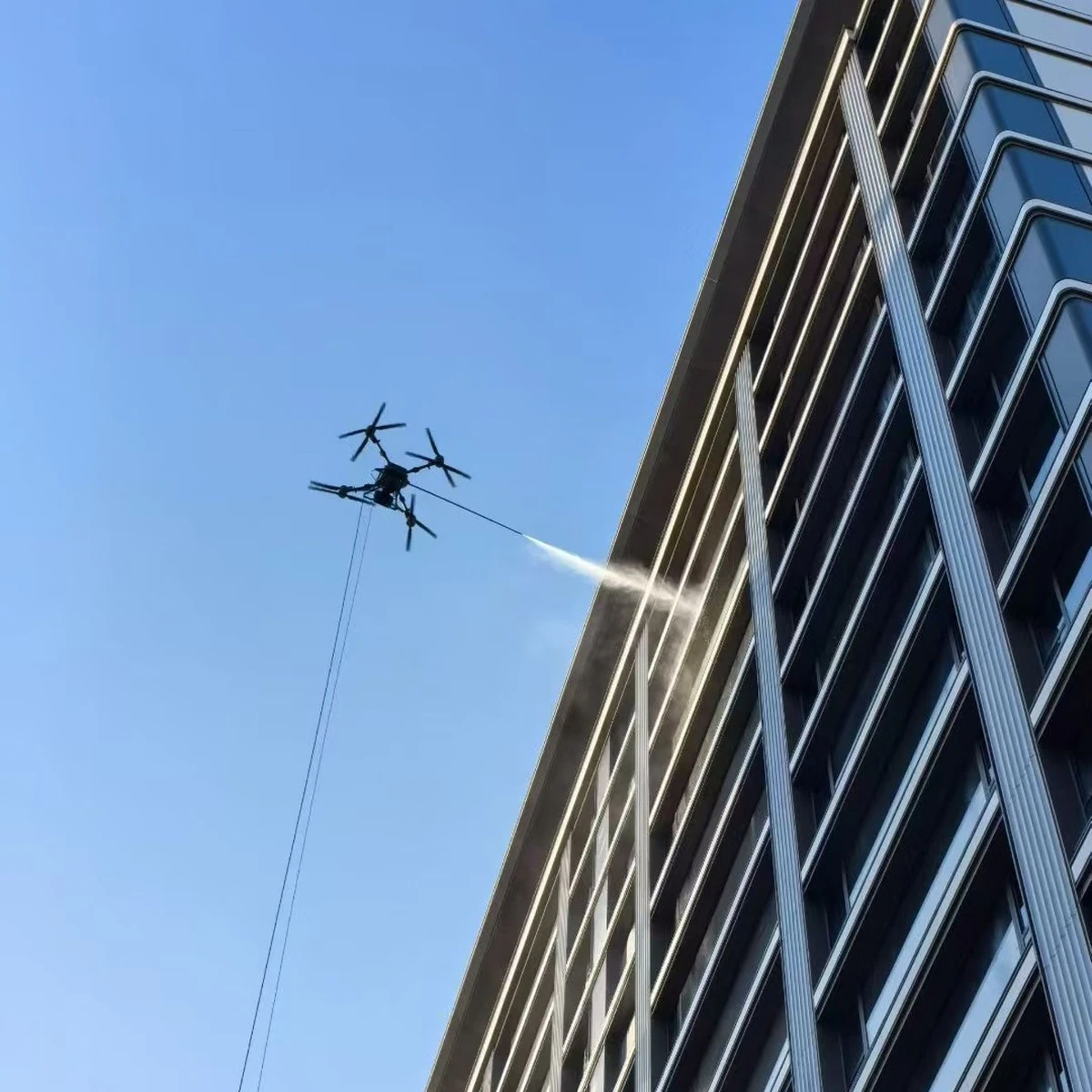 3.7m Extendable Drone Cleaning Spray Gun | TP-SG02 — Tethered Cleaning System